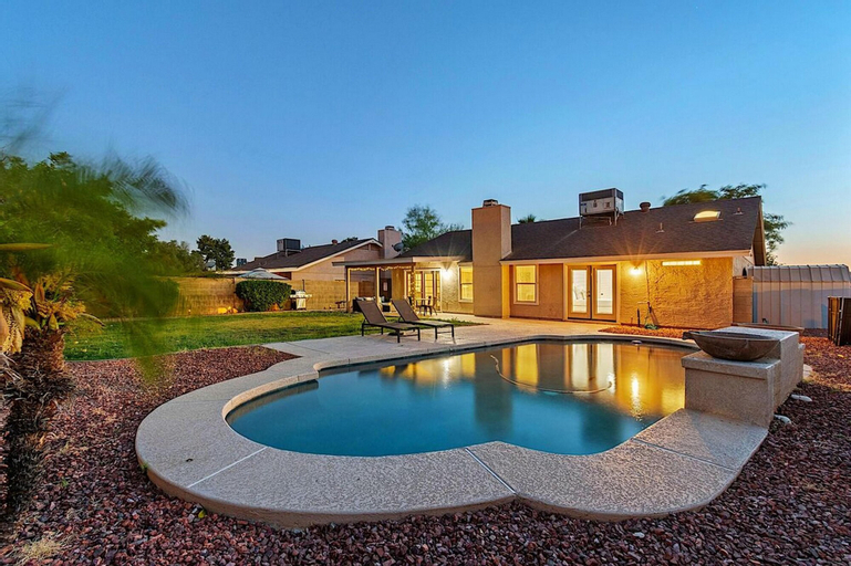 Cristel Escape by Casago, Maricopa