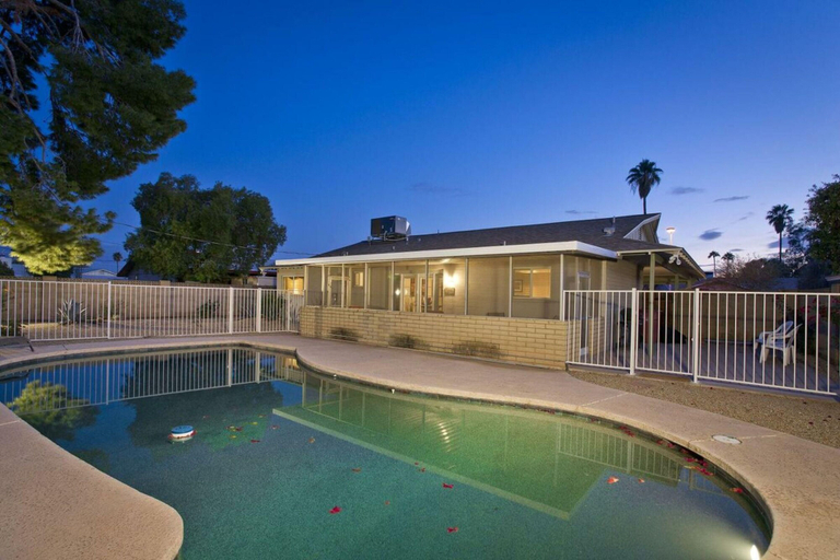 Sport & Beauty 4, Old Town Retreat Home by Casago, Maricopa
