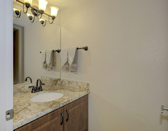 Bathroom 3, Canyon Mesa Getaway by Casago, Yavapai