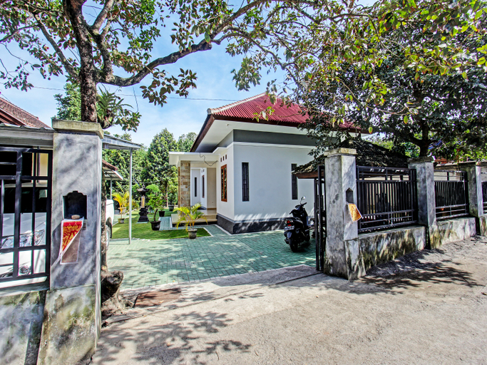 Exterior & Views 1, OYO 92059 Archi Homestay, Lombok