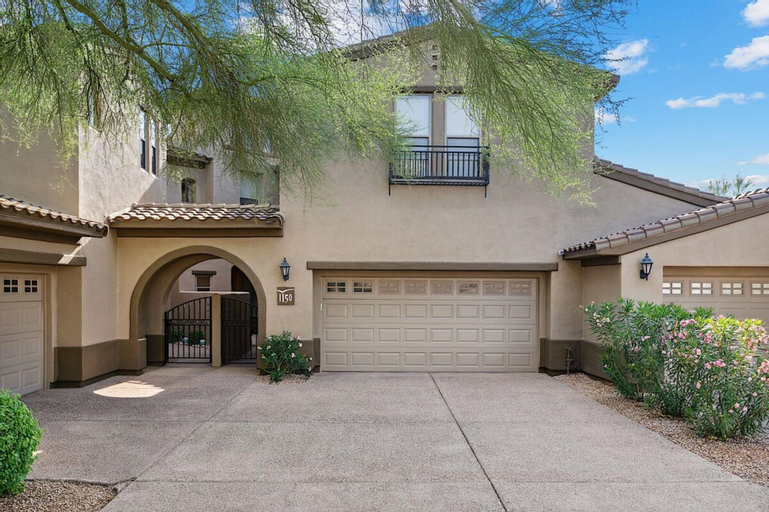 Grayhawk Avian by Casago, Maricopa