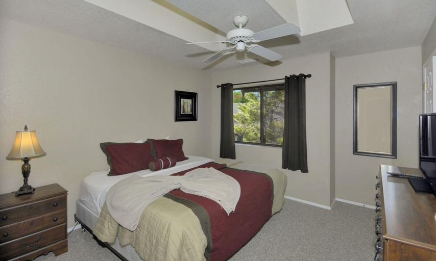 Bedroom 2, Canyon Mesa Getaway by Casago, Yavapai