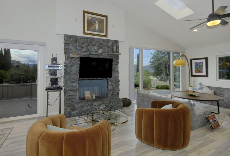 Public Area, Bohemian Rhapsody Retreat by Casago, Yavapai
