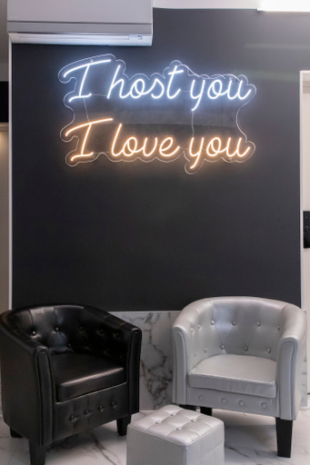 Public Area 2, I Host You, Madrid