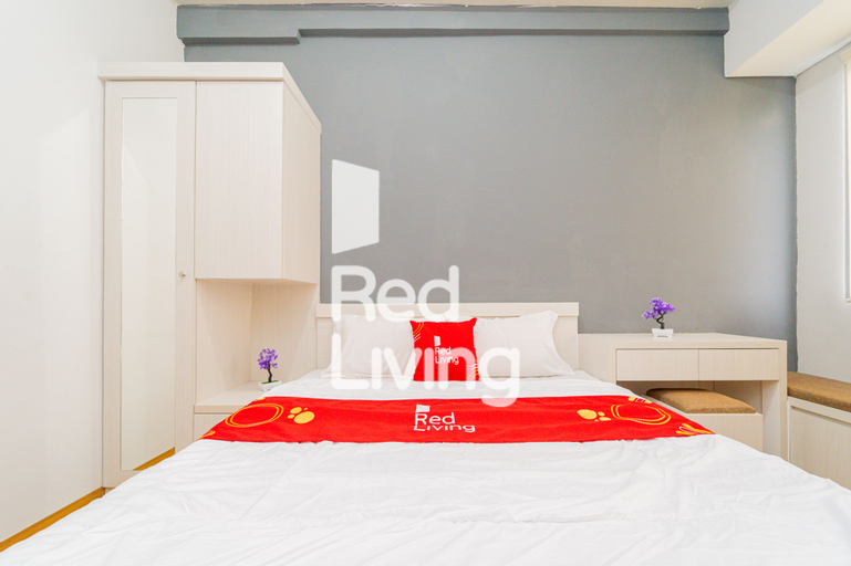 Bedroom 5, RedLiving Apartemen Transpark Juanda - Icha Rooms Tower Jade with Netflix, Bekasi