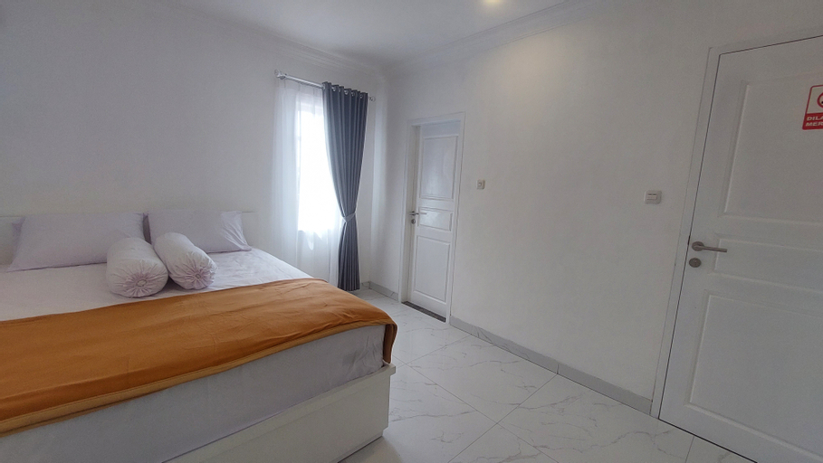 Bedroom 8