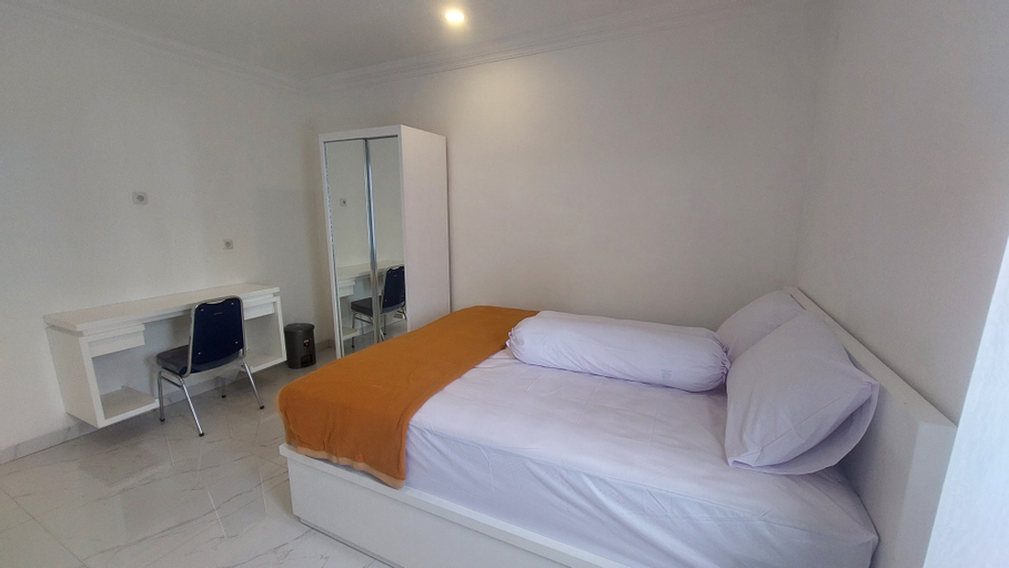 Bedroom 9