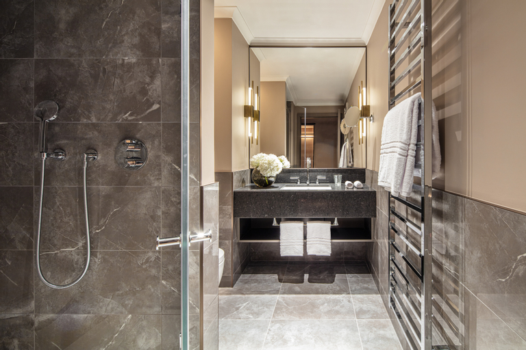 Bathroom 4