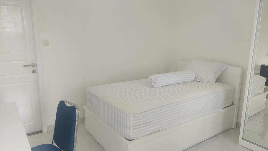 Bedroom 8