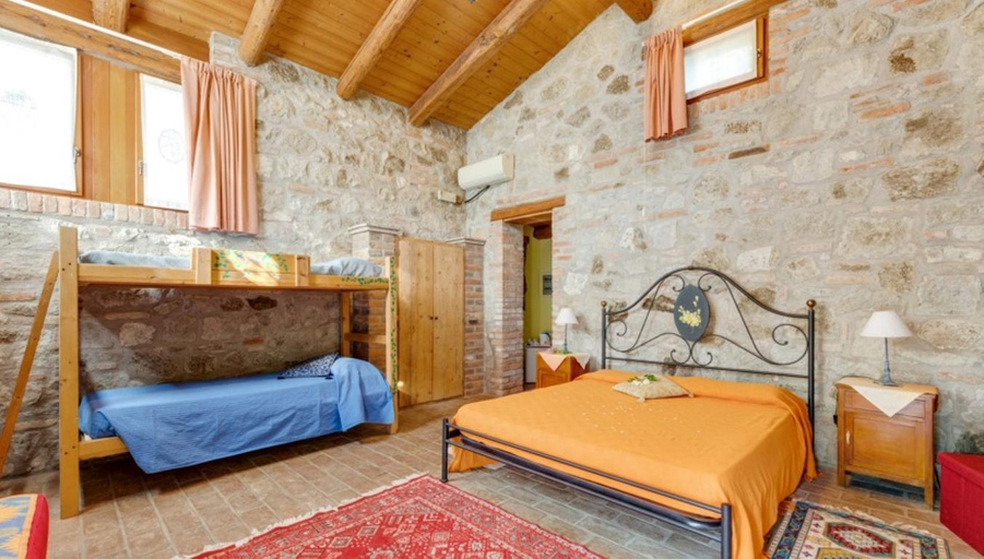 Bedroom 2, Agriturismo La Buona Terra Bio, Padua