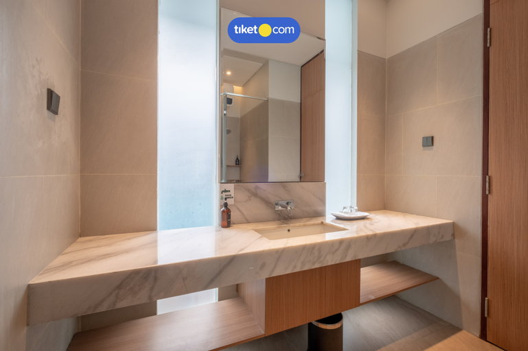 Bathroom 7