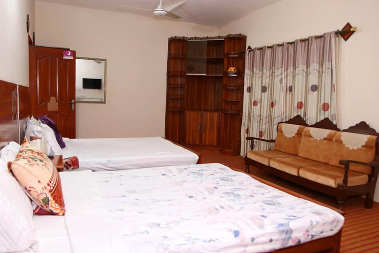 Bedroom 4, New Premier Hotel, Bahawalpur