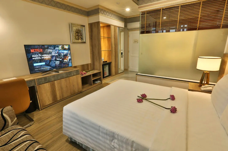 Bedroom 23