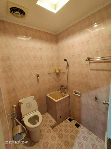 Bathroom 2