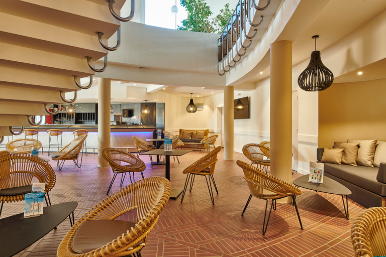Public Area 3, Hotel Delcloy Vacances Bleues, Alpes-Maritimes