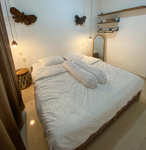 Bedroom 3, Casa Tartu - 3BR Modern Rustic Home, Sleman