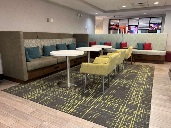 Public Area 2, Hampton Inn Cumming, Forsyth