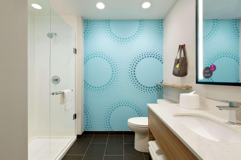 Bathroom 4, Tru by Hilton St. Charles St. Louis, MO, Saint Charles