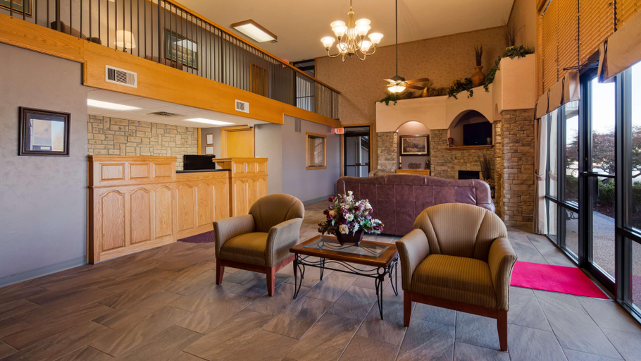 Public Area 2, Best Western Gold Poppy Inn, Pima