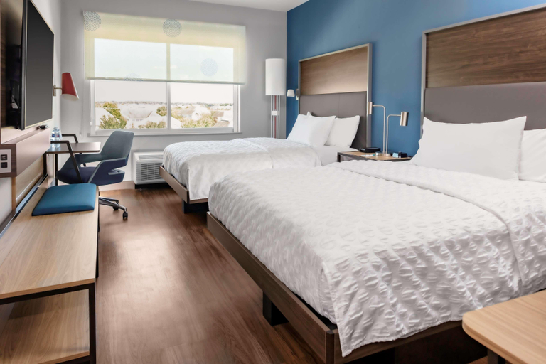 Bedroom 3, Tru by Hilton Cypress Houston, Waller