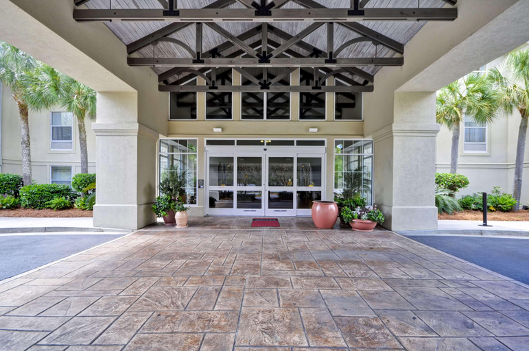 Exterior & Views 2, Hampton Inn & Suites Charleston/Mt. Pleasant-Isle Of Palms, Charleston
