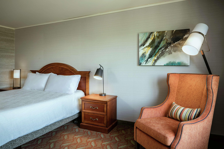 Bedroom 3, Hilton Garden Inn Corvallis, Benton