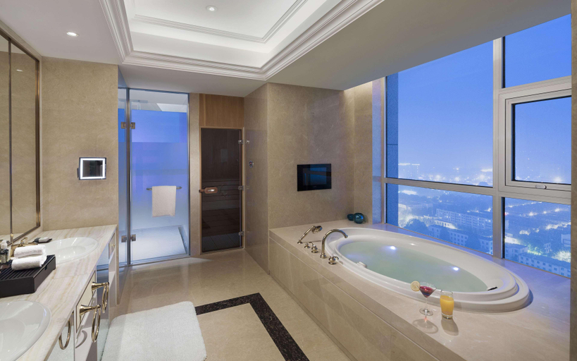 Bathroom 4, Doubletree by Hilton Qingdao Jimo, Qingdao