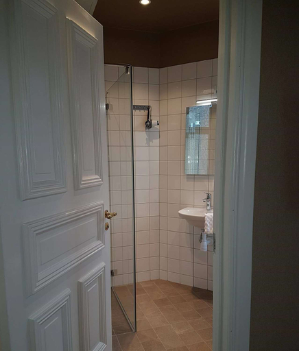 Bathroom 4, Hotel Linnea, Sure Hotel Collection by Best Wester, Helsingborg