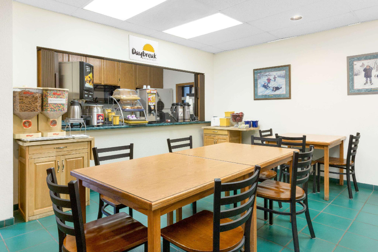 Food & Drinks, Hotel Butte, Silver Bow