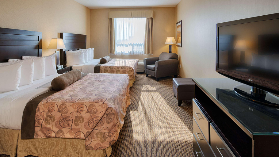 Exterior & Views 2, Best Western Estevan Inn & Suites, Division No. 1