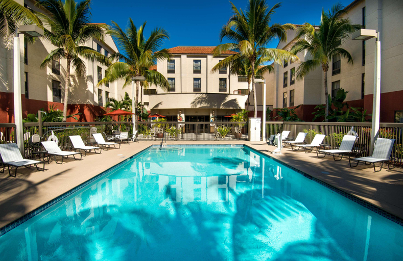 Sport & Beauty, Hampton Inn & Suites Fort Myers Beach/Sanibel Gate, Lee