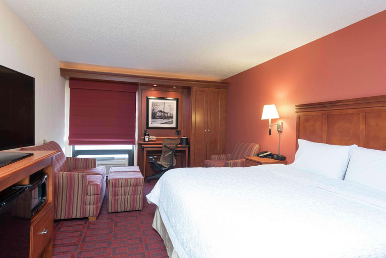Bedroom 3, Hampton Inn Joliet - I-55, Will