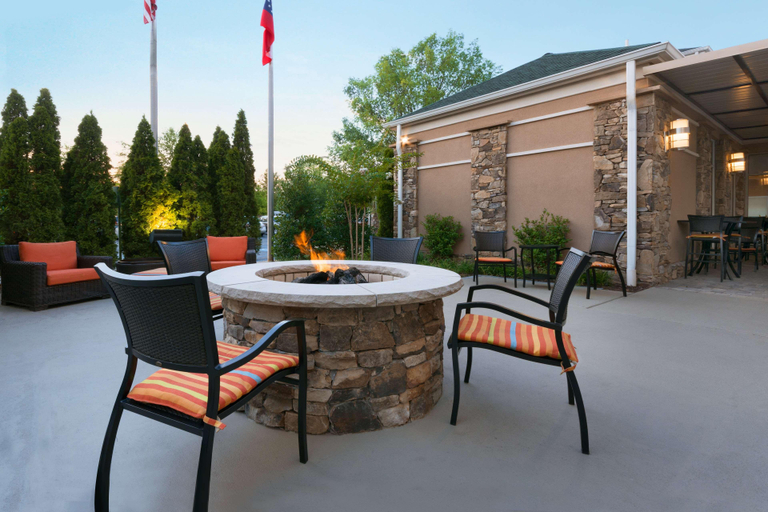 Exterior & Views 2, Hilton Garden Inn Atlanta Northpoint, Fulton