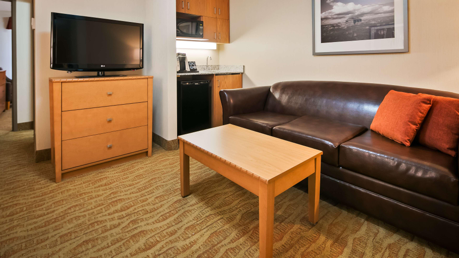 Best Western Grande Prairie Hotel & Suites, Division No. 19