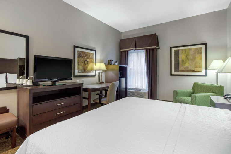 Bedroom 3, Hampton Inn Mebane, Alamance