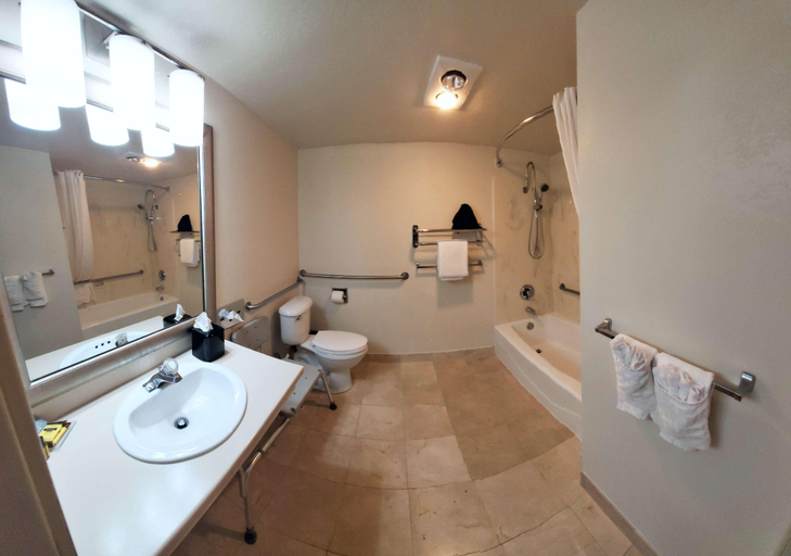 Bathroom 4, Best Western Plus Northwoods Inn, Del Norte