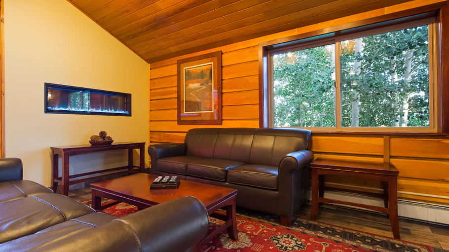 Public Area 2, Best Western Ptarmigan Lodge, Summit