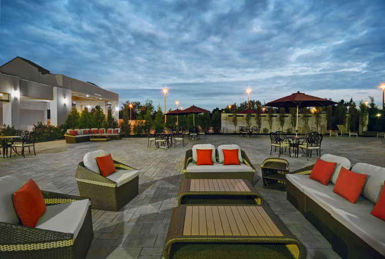 Food & Drinks 5, Hilton Hasbrouck Heights/Meadowlands, Bergen