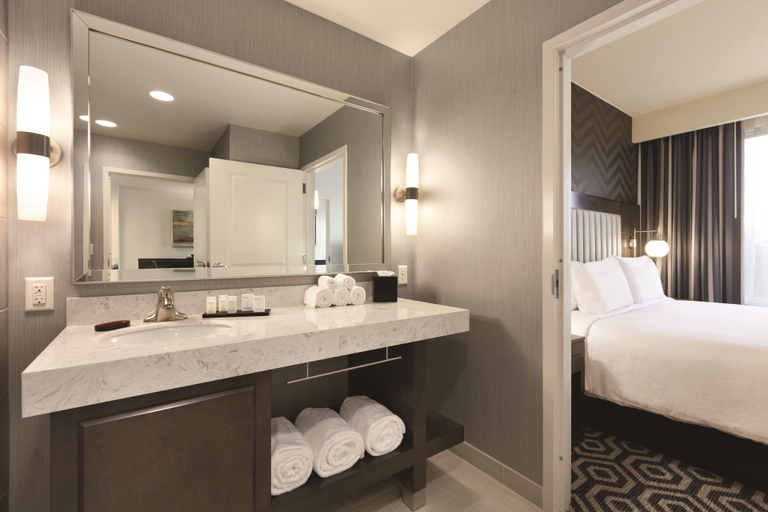 Bathroom 5, Embassy Suites Portland/Hillsboro, Washington