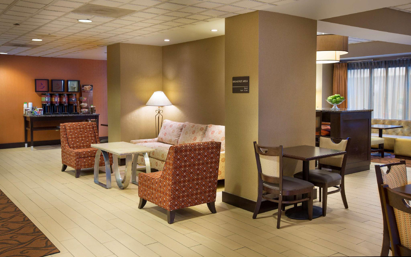 Public Area 2, Hampton Inn Metairie, Jefferson