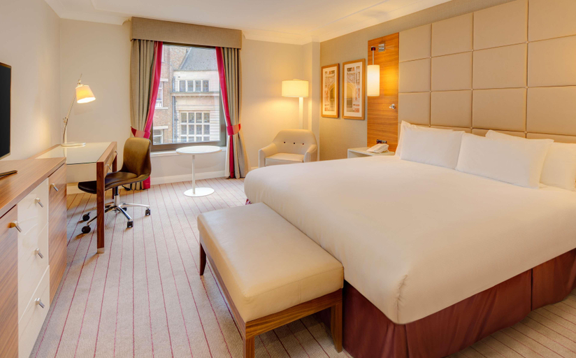 Bedroom 3, Hilton Cambridge City Centre, Cambridgeshire
