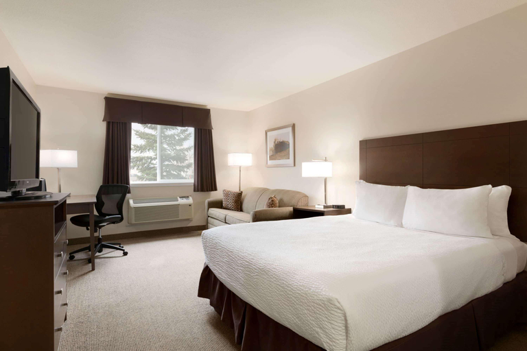 Bedroom 4, Days Inn By Wyndham Steinbach, Division No. 2