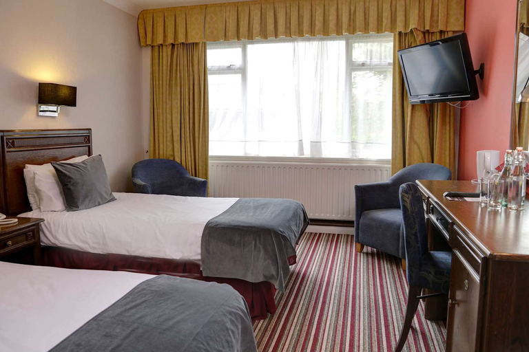 Bedroom 3, Rose & Crown Hotel, Sure Hotel Collection by Best , Kent