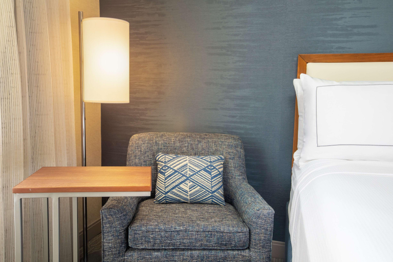 Bedroom 3, Doubletree By Hilton Ann Arbor North, Washtenaw