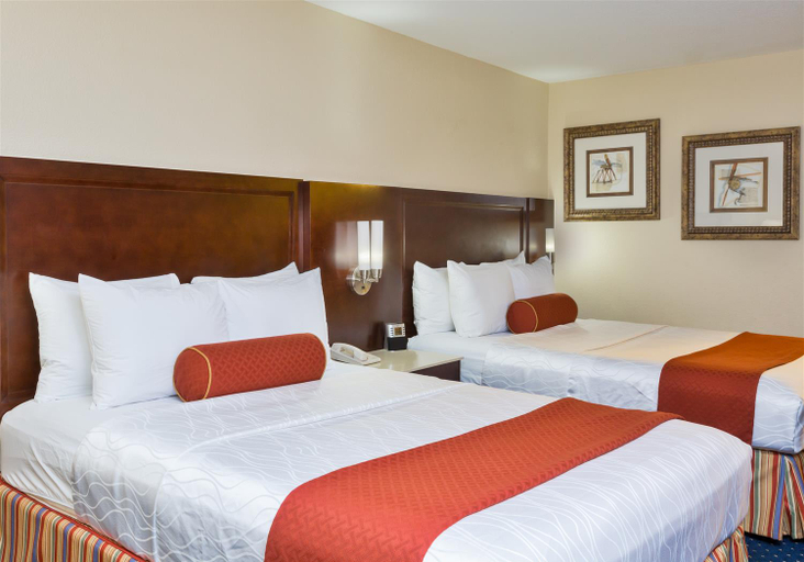 Bedroom 3, Best Western San Diego/Miramar Hotel, San Diego
