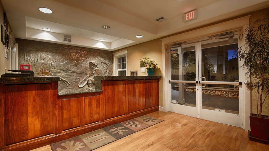 Public Area 3, Best Western Cedar Inn & Suites, Calaveras