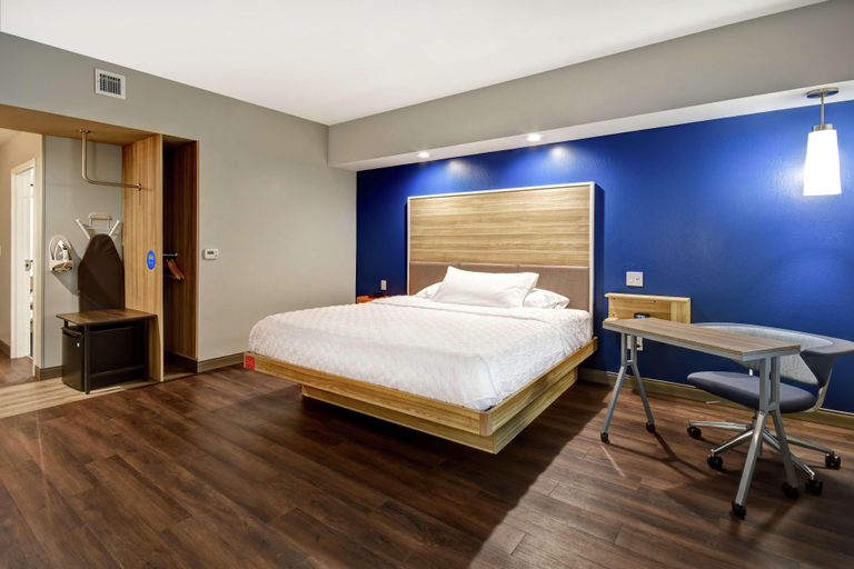 Bedroom 4, Tru by Hilton Camillus Syracuse, NY, Onondaga