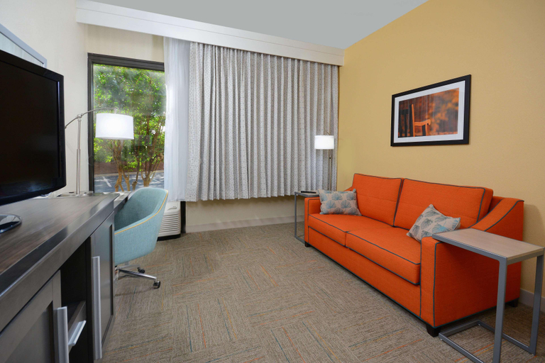 Bedroom 3, Hampton Inn Charlotte-North/Lake Norman, Mecklenburg