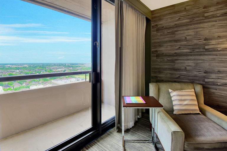 Bedroom 3, DoubleTree Hotel & Suites Houston by the Galleria, Houston