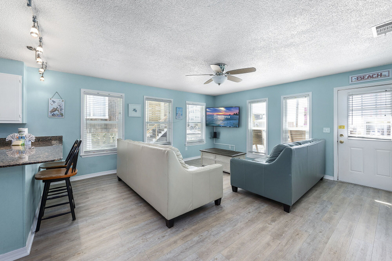 Public Area 2, Luxury 5BR Living w Private Pool, Baldwin
